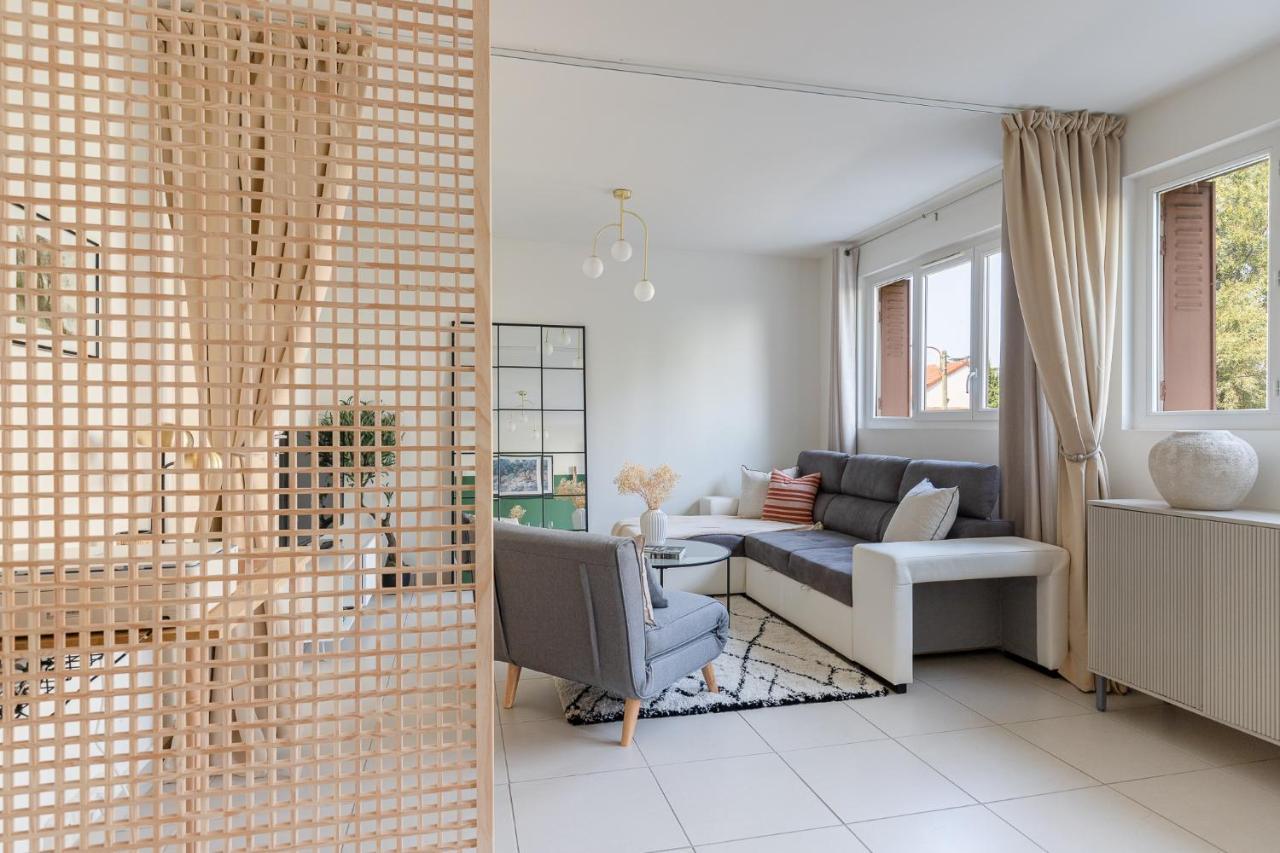 Appartement spacieux 1 chambre parking gratuit Valence  Extérieur photo